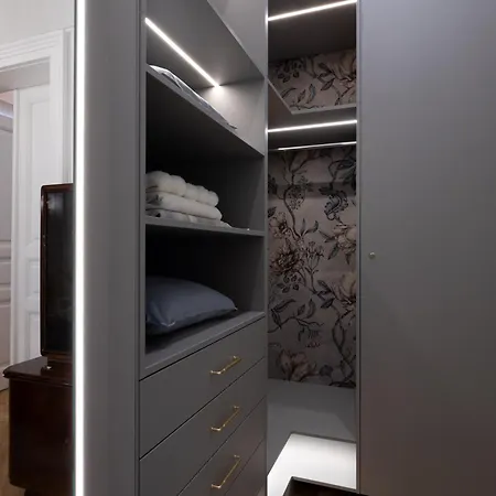 Luxury With Sauna And Bathtub 3 Min Main Square Appartement *